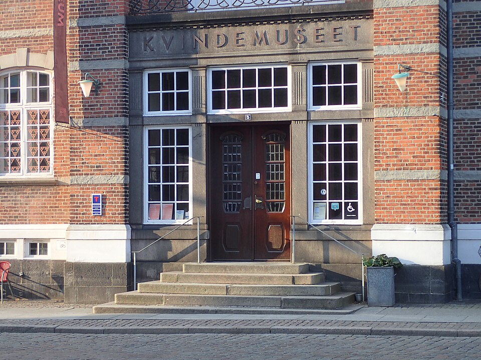 Indgang til det tidligere Kvindemuseet i Aarhus